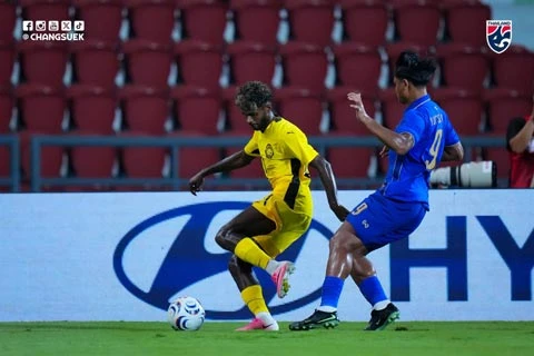 Kết quả Thái Lan 2-0 Malaysia: 'Voi chiến' chiếm ngôi đầu Kết quả Thái Lan 2-0 Malaysia: 'Voi chiến' chiếm ngôi đầu