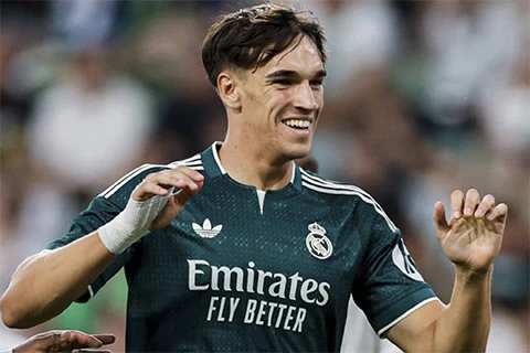 Kết quả Ferencvaros 1-2 Real Madrid: Tân binh tỏa sáng Kết quả Ferencvaros 1-2 Real Madrid: Tân binh tỏa sáng