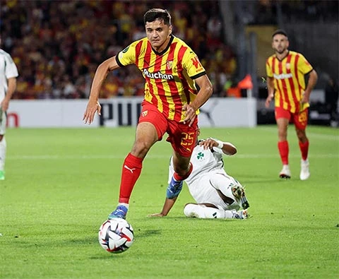 Lens trở thành ‘xưởng gia công’ mới của bóng đá châu Âu Lens trở thành ‘xưởng gia công’ mới của bóng đá châu Âu