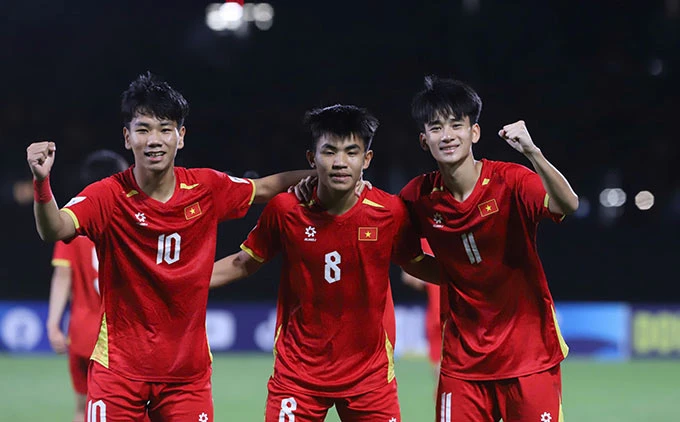 U17 Việt Nam xếp trên Hàn Quốc, đứng đầu bảng giải châu Á: Chuyện cũng… bình thường U17 Việt Nam xếp trên Hàn Quốc, đứng đầu bảng giải châu Á: Chuyện cũng… bình thường