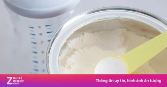 Dùng nước sôi tráng bình sữa có đủ an toàn cho trẻ nhỏ?