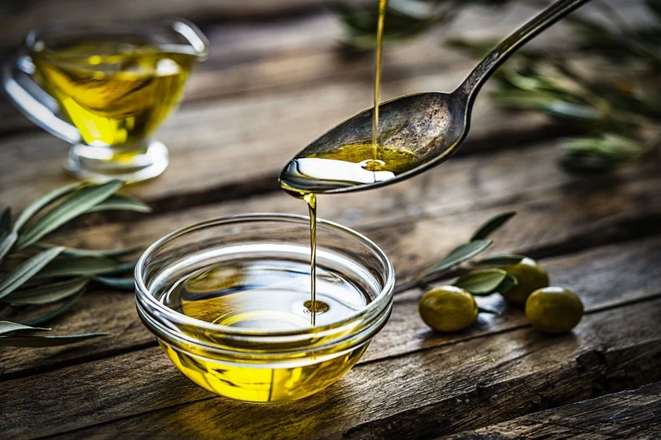 Loại dầu chỉ cần một muỗng mỗi ngày giúp hấp thu vitamin tốt hơn Loại dầu chỉ cần một muỗng mỗi ngày giúp hấp thu vitamin tốt hơn
