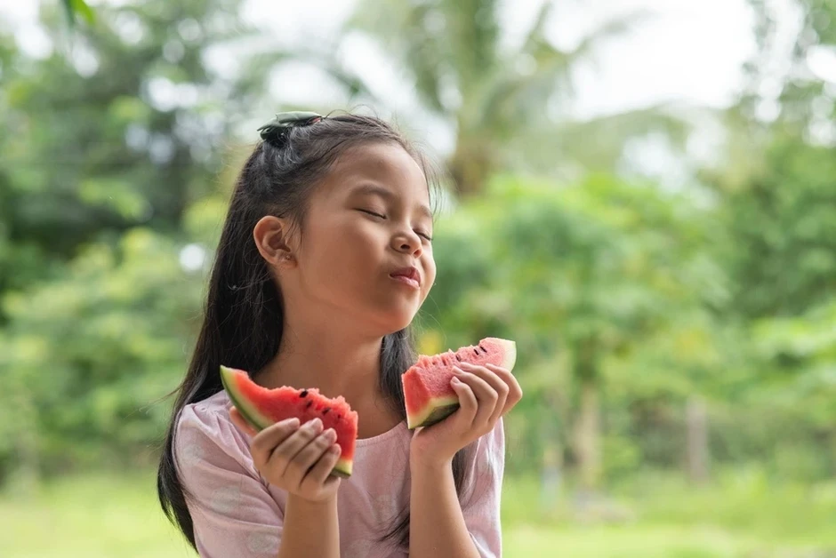 Những lưu ý khi ăn trái cây để giữ trọn giá trị dinh dưỡng Những lưu ý khi ăn trái cây để giữ trọn giá trị dinh dưỡng