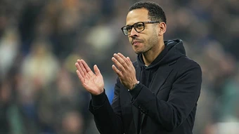 4 vấn đề Rosenior phải giải quyết nếu Chelsea muốn cứu vãn mùa giải