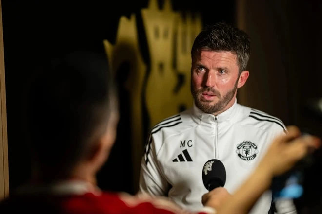 5 câu hỏi cho MU và Carrick trước chuyến tập huấn tại Ireland 5 câu hỏi cho MU và Carrick trước chuyến tập huấn tại Ireland