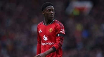 6 cách giúp Man Utd khỏa lấp hàng tiền vệ khi vắng Mainoo