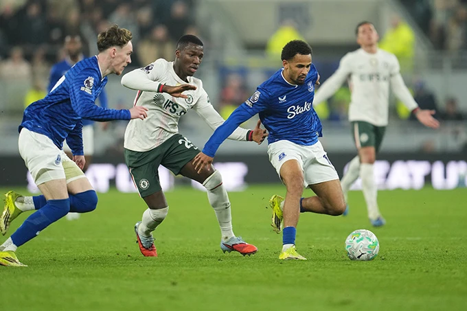 6 lý do biến Rosenior thành HLV ‘khốn khổ’ nhất lúc này 6 lý do biến Rosenior thành HLV ‘khốn khổ’ nhất lúc này
