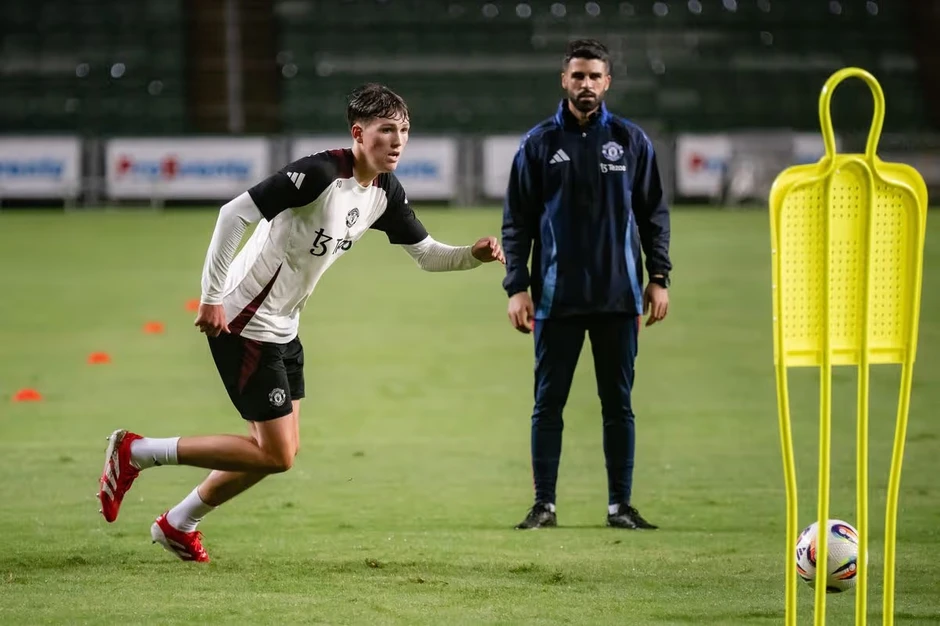 9 báu vật MU chờ ghi điểm với Carrick hè này 9 báu vật MU chờ ghi điểm với Carrick hè này
