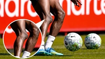 Alexander Isak đứng trong Top 6 kỳ hoa dị thảo sân cỏ