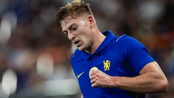 Alonso đẩy 12 cầu thủ Chelsea xuống tập riêng