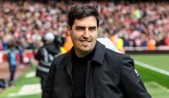 Andoni Iraola rời Bournemouth để hoàn tất giấc mơ tại Tây Ban Nha