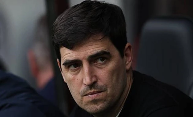 Andoni Iraola sẵn sàng ngồi ghế nóng tại Chelsea Andoni Iraola sẵn sàng ngồi ghế nóng tại Chelsea