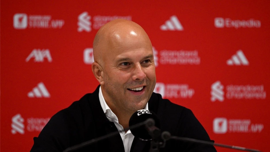 Arne Slot chỉ ra vũ khí giúp Arsenal vô địch Arne Slot chỉ ra vũ khí giúp Arsenal vô địch