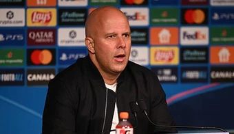 Arne Slot khẳng định vẫn được ban lãnh đạo Liverpool ủng hộ