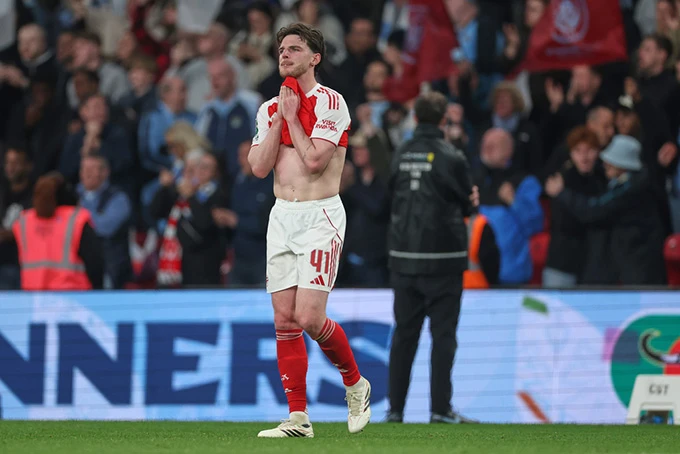 Arsenal chơi không đẹp khi rút sạch cầu thủ từ các ĐTQG? Arsenal chơi không đẹp khi rút sạch cầu thủ từ các ĐTQG?