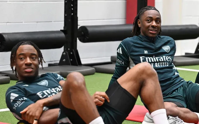 Arsenal chơi không đẹp khi rút sạch cầu thủ từ các ĐTQG? Arsenal chơi không đẹp khi rút sạch cầu thủ từ các ĐTQG?