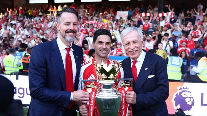 Arsenal đã có 2 trong 3 yếu tố để mở ra thời kỳ xưng bá Arsenal đã có 2 trong 3 yếu tố để mở ra thời kỳ xưng bá