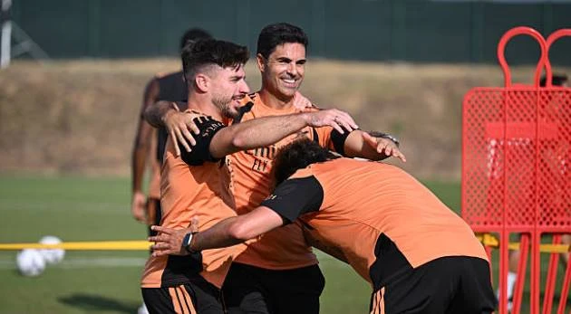 Arsenal nhắm Vinicius, Merson cảnh báo cả Ngoại hạng Anh Arsenal nhắm Vinicius, Merson cảnh báo cả Ngoại hạng Anh