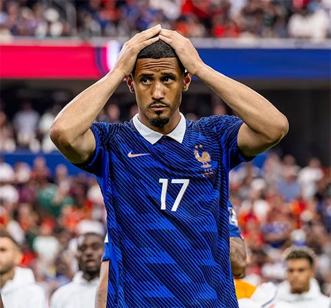 Arsenal nhận tin dữ từ Saliba sau World Cup Arsenal nhận tin dữ từ Saliba sau World Cup