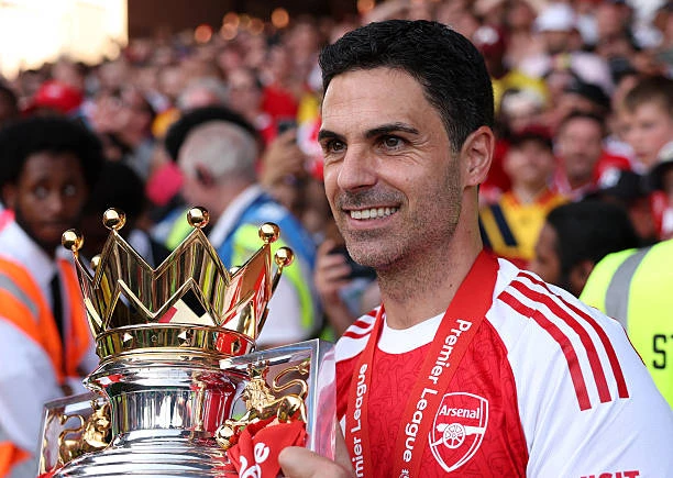 Arsenal rũ bỏ nỗi đau để xây dựng đế chế mới Arsenal rũ bỏ nỗi đau để xây dựng đế chế mới