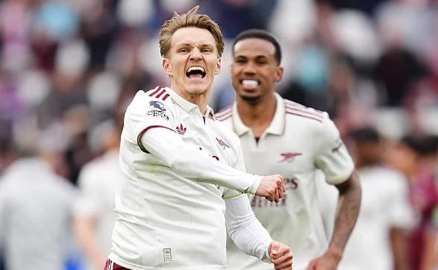 Arsenal sẽ nhìn thấy ngai vàng nếu khuất phục Burnley Arsenal sẽ nhìn thấy ngai vàng nếu khuất phục Burnley