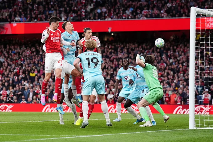 Arsenal thắng đúng kiểu Jose Mourinho Arsenal thắng đúng kiểu Jose Mourinho