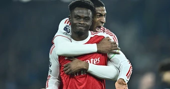Arsenal thắng nhẹ Brighton, hơn Man City 7 điểm