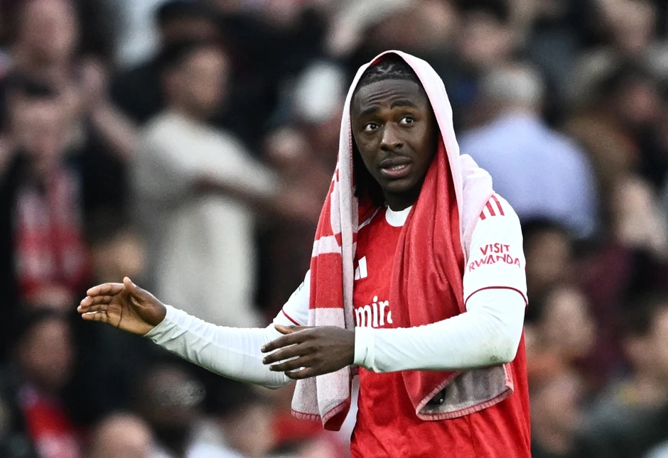 Arsenal trả giá thế nào cho giấc mơ Champions League?