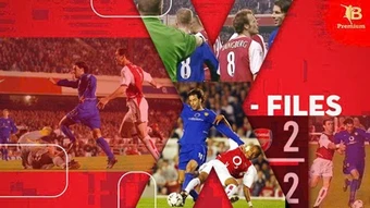 Arsenal từng dâng chức vô địch vào tay MU cách đây 23 năm!