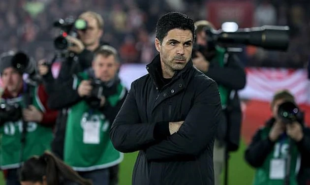 Arsenal vẫn đi đúng hướng dù liên tiếp nếm trái đắng Arsenal vẫn đi đúng hướng dù liên tiếp nếm trái đắng