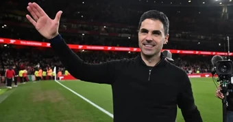 Arsenal vô địch, Arteta sắp được tăng lương và duyệt mua Alvarez