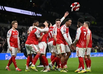 Arteta nên học Mourinho để cứu Arsenal tại Ngoại hạng Anh