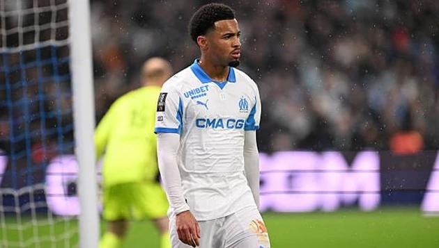 Arteta yêu cầu Nwaneri nhìn gương Saliba tại Marseille Arteta yêu cầu Nwaneri nhìn gương Saliba tại Marseille