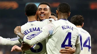 Aston Villa, bậc thầy bán cầu thủ để nuôi giấc mơ cạnh tranh