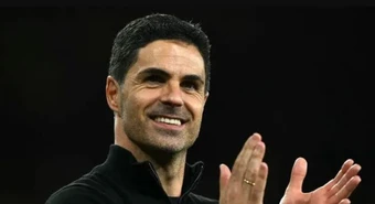 Ba điều chỉnh chiến thuật giúp Arsenal vô địch Ngoại hạng Anh