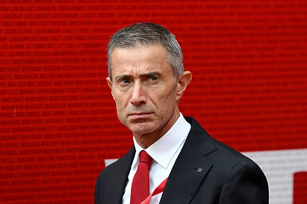 Ba mặt đối lập trong kỳ chuyển nhượng mùa hè của Arsenal Ba mặt đối lập trong kỳ chuyển nhượng mùa hè của Arsenal