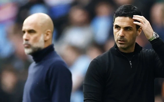 Bản lĩnh kẻ đi săn giúp Man City dồn ép Arsenal