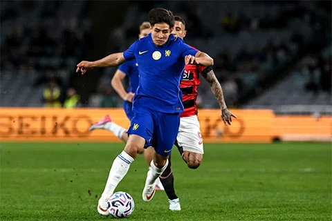 Bàn thắng của 'cầu thủ thử việc' Chelsea khiến Instagram bùng nổ Bàn thắng của 'cầu thủ thử việc' Chelsea khiến Instagram bùng nổ