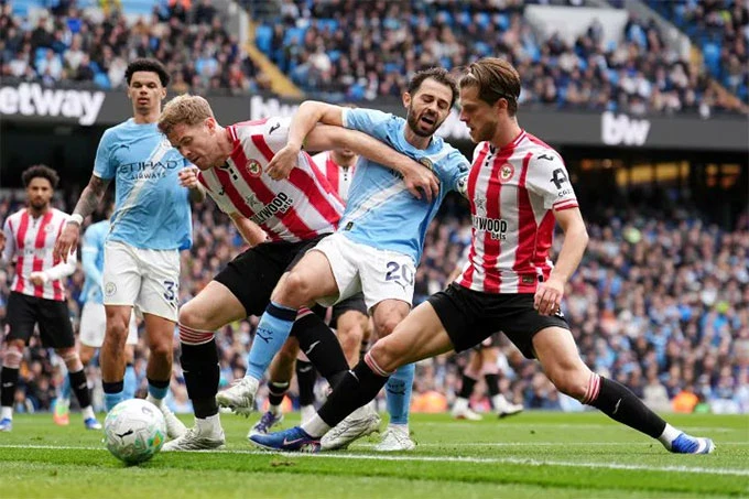 Bernardo Silva khiến fan Arsenal nổi điên sau trận Man City đại thắng Brentford Bernardo Silva khiến fan Arsenal nổi điên sau trận Man City đại thắng Brentford
