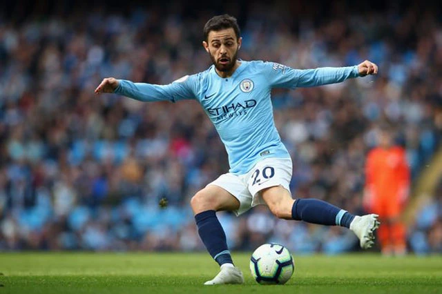 Bernardo Silva: 'Tôi sẽ không tiết lộ ai đã ném chai nước vào Mourinho' Bernardo Silva: 'Tôi sẽ không tiết lộ ai đã ném chai nước vào Mourinho'