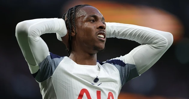 Bi kịch của Mathys Tel và nỗi ám ảnh sân nhà đeo bám Tottenham Bi kịch của Mathys Tel và nỗi ám ảnh sân nhà đeo bám Tottenham