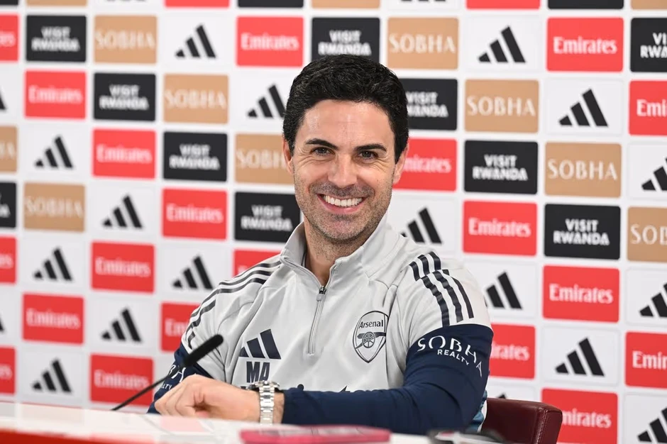 Bí mật đằng sau ngai vàng Ngoại hạng Anh của Arsenal Bí mật đằng sau ngai vàng Ngoại hạng Anh của Arsenal