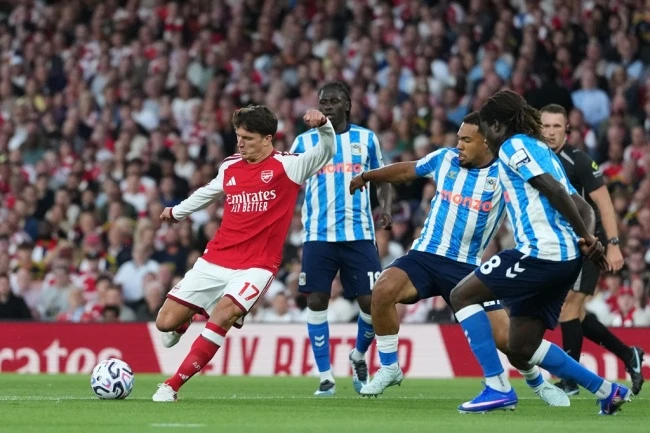 Bốn thay đổi tạo nên diện mạo mới của Arsenal