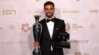Bruno Fernandes giành giải Cầu thủ xuất sắc nhất năm của PFA