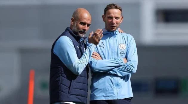 Cách Pep Lijnders giải phóng bộ não của Guardiola