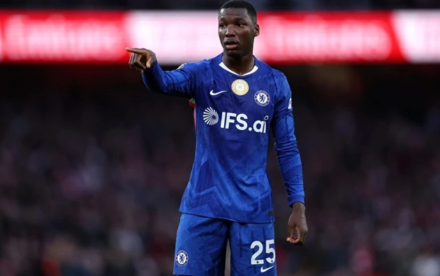 Caicedo là báu vật còn Enzo mất vị thế bất khả xâm phạm Caicedo là báu vật còn Enzo mất vị thế bất khả xâm phạm