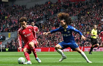 Cầm hòa Liverpool, Cucurella tin Chelsea sẵn sàng đấu Man City