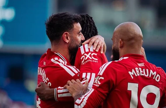 Cán mốc 21 kiến tạo, Bruno Fernandes giúp MU đè bẹp Brighton Cán mốc 21 kiến tạo, Bruno Fernandes giúp MU đè bẹp Brighton