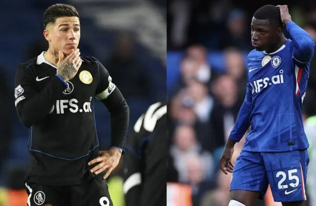 Cặp tiền vệ 223 triệu bảng bị chê không xứng đá cho Chelsea Cặp tiền vệ 223 triệu bảng bị chê không xứng đá cho Chelsea