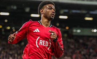 Carrick bảo vệ Amad Diallo trước những chỉ trích